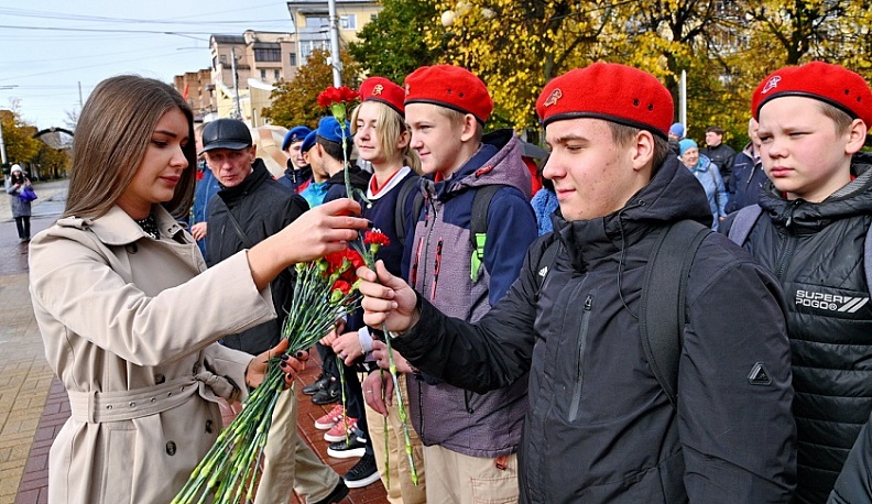 Калужане провели митинг в поддержку СВО