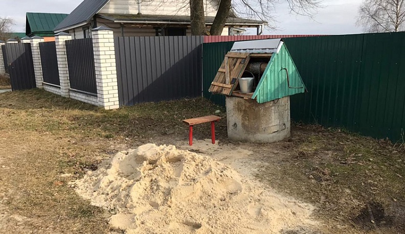 Жители деревень Перемышльского района ждут, когда к ним придет вода