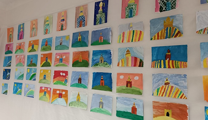 В Медыни открылась историко-православная выставка детского творчества