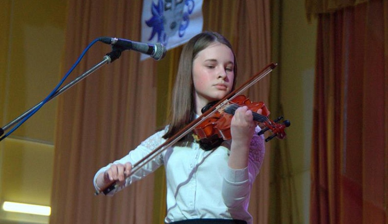Юная жительница Мосальска готовится покорить творческие вершины России