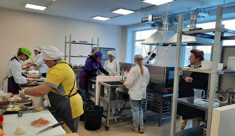 В Сухиничах впервые прошел конкурс поваров