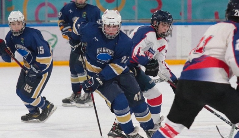 Калужские хоккеисты обыграли гостей из Воронежа на домашнем льду