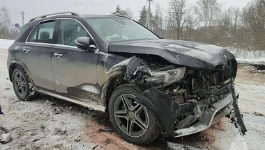 Под Калугой столкнулись три автомобиля