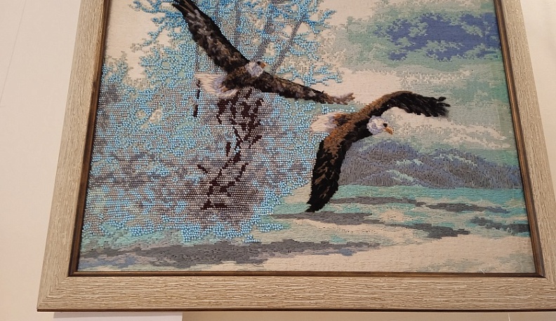 В Калуге открылась выставка «Краски лета»