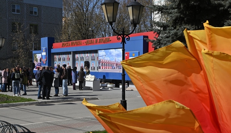 В Калуге обновили городскую Доску Почета «Дела и люди»