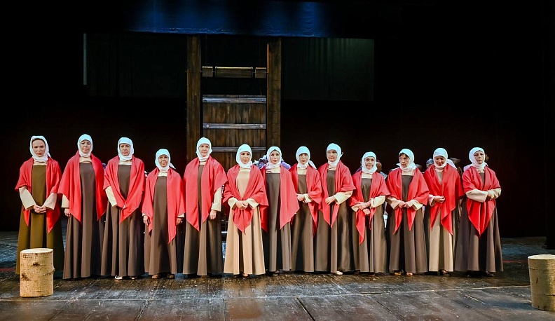 В Калужском драмтеатре прошел смотр костюмов к спектаклю «Борис Годунов»