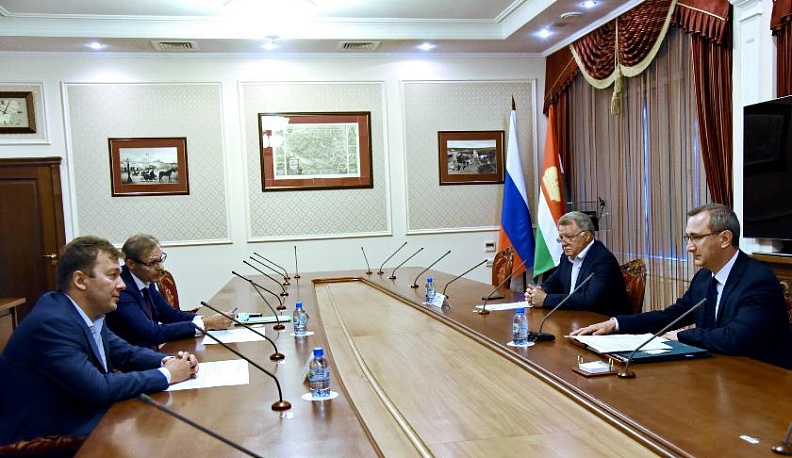 Владислав Шапша предложил руководству агрохолдинга «Мираторг» развивать агротуризм