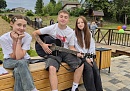 В Сухиничах молодёжный праздник устроили в овраге