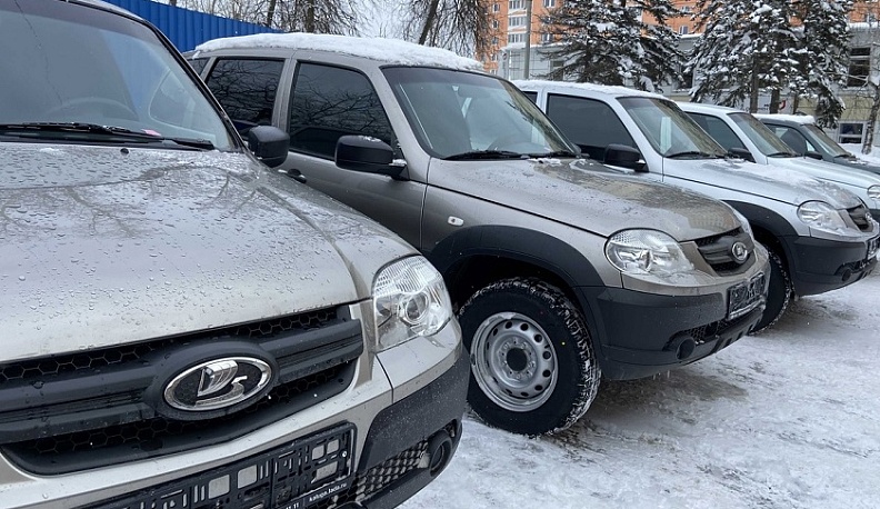 Лесничествам Калужской области передали шесть автомобилей