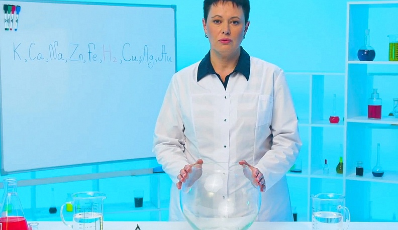 Калужская учительница прошла в полуфинал отбора на телешоу «Классная тема!»