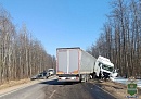 В Барятинском округе пенсионер погиб в результате столкновения легковушки с фурой В Барятинском округе пенсионер погиб в результате столкновения легковушки с фурой
