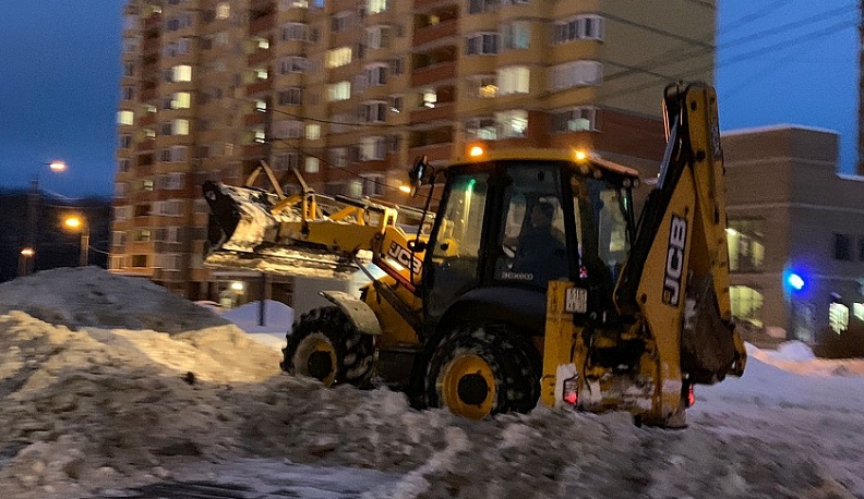 Калужан просят убрать автомобили с 11 улиц для вывоза снега 9 февраля