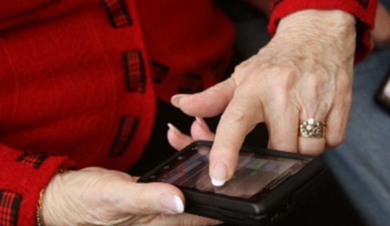 Мошенница выманила у двух калужских пенсионерок почти 400 тысяч рублей