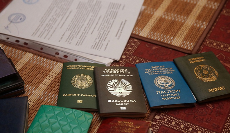 Людской поток –  в спокойное русло