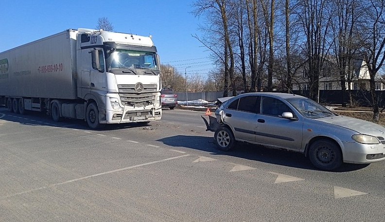 В Малоярославецком округе столкнулись три автомобиля