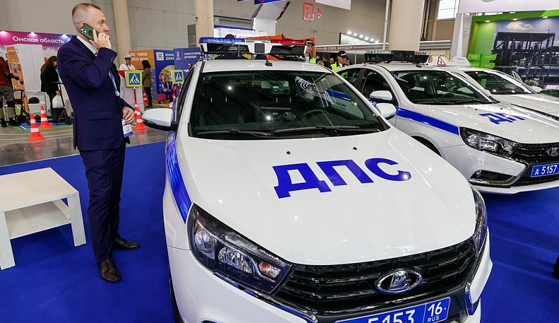 Калужская область представила свой стенд на международной выставке «Дорога-2022»