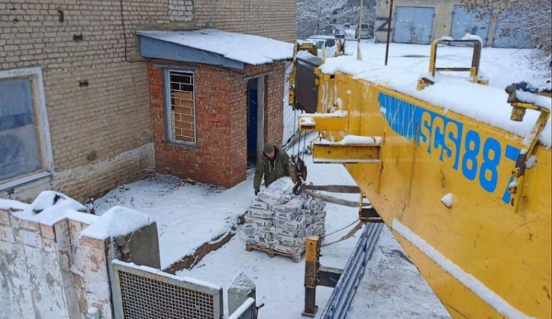 Калужане передали стройматериалы для ремонта военкомата в Первомайске