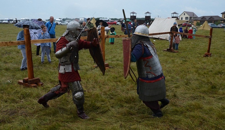 Народный праздник «Великое Стояние на Угре 1480 года» состоялся в Дзержинском районе