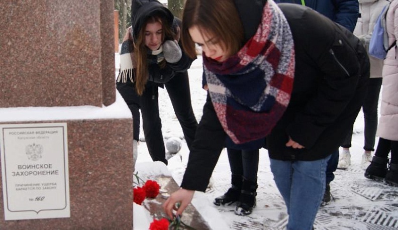 Гордясь прошлым, смотреть в будущее