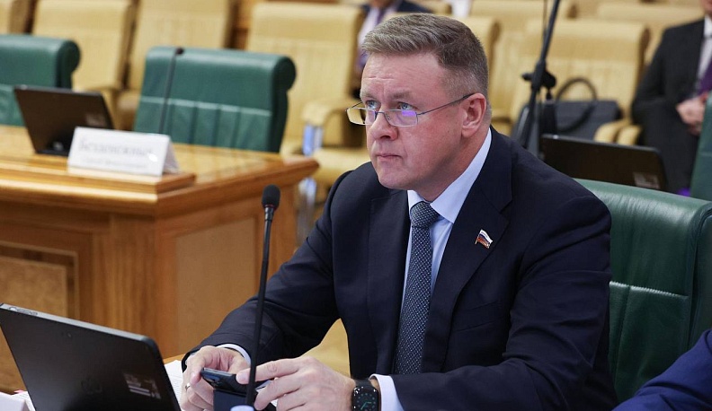 Николай Любимов стал первым замом Анатолия Артамонова в Совете Федерации