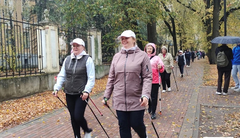 Более 450 калужан участвовали во Всероссийском дне ходьбы