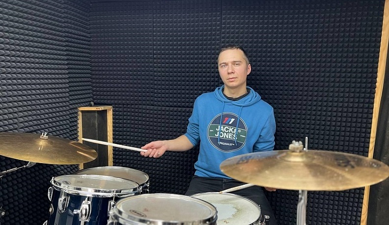 Благодаря соцконтракту в Обнинске появилась школа барабанов