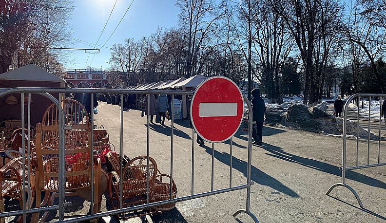 В Калуге перекроют движение транспорта около сквера Ленина из-за ярмарки