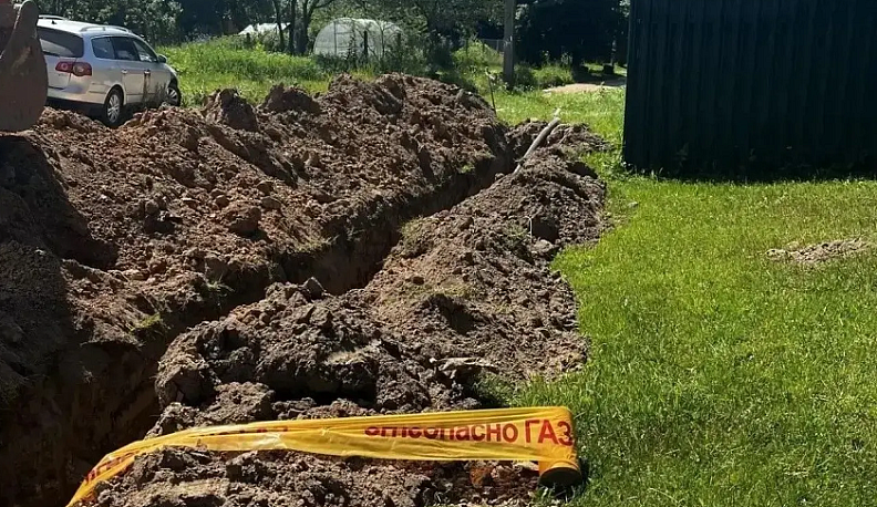 Новый газопровод строят в Юхновском округе