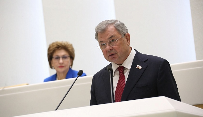 Анатолий Артамонов отчитался о работе Комитета СФ по бюджету и финансовым рынкам за 2021 год