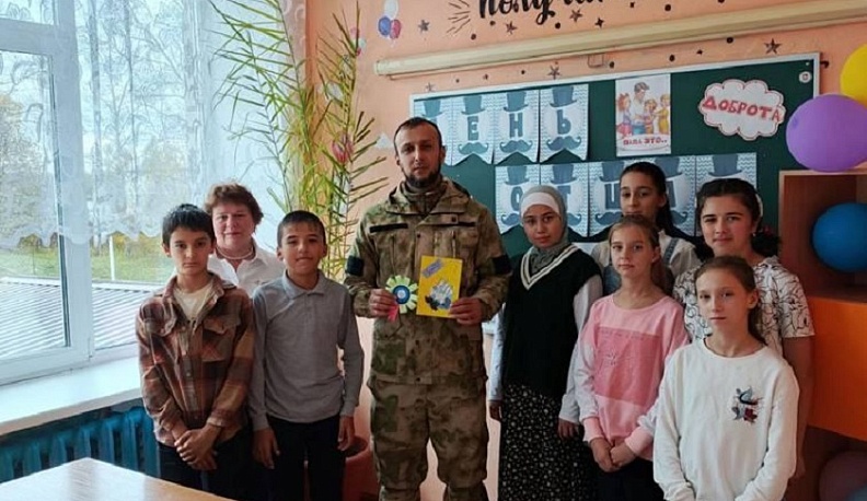 Сельские школьники Мещовского района встретились с участником СВО