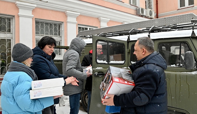 В Калуге волонтеры из группы «Братья» отправили гуманитарную помощь для добровольческих батальонов