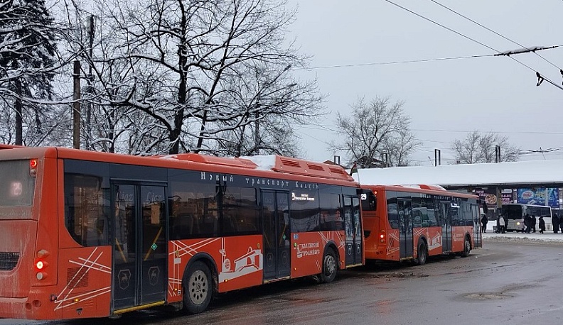 Автобусы №29 возобновили движение по улице Братьев Луканиных