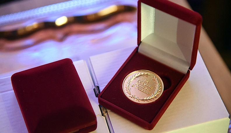 В Калужской области золотые медали получат 552 выпускника