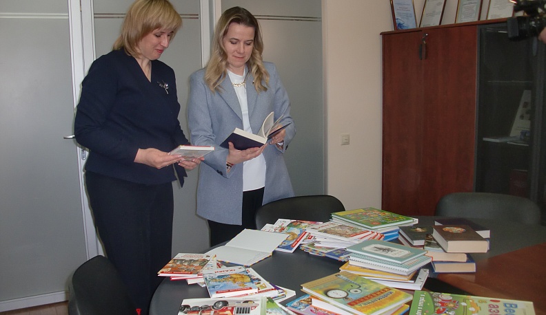 В Калуге дан старт акции «Книги – Донбассу»