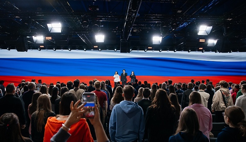 Студенты Калужской области формируют будущее университетов через Индекс отношения к воспитательной работе проекта «Твой Ход»