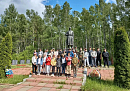 По памятным местам спас-деменского округа прошлись калужские школьники По памятным местам спас-деменского округа прошлись калужские школьники