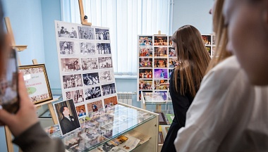 В КГУ имени К. Э. Циолковского открылась выставка посвященная юбилею студвесны