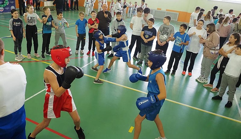 В калужской школе № 45 прошел спортивный праздник