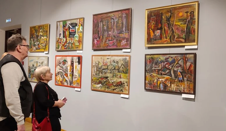 В Калуге показывают межрегиональную художественную выставку «Неугомонные»