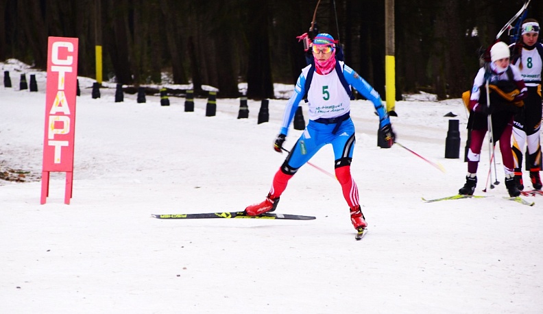В Людинове проходят соревнования по ачери-биатлону
