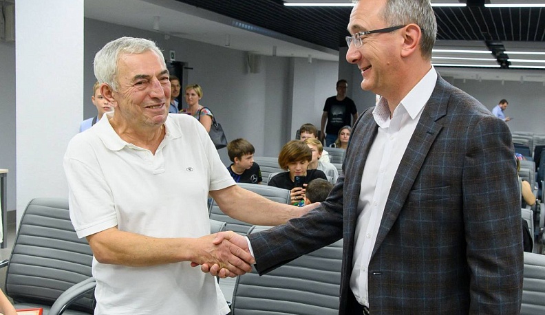 Владислав Шапша поделился впечатлениями от встречи с шахматистом Анатолием Карповым