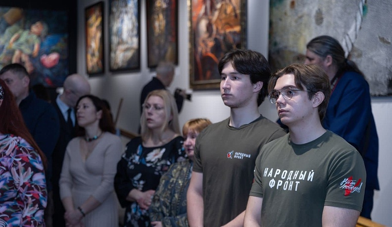 В Инновационном культурном центре Калуги открылась патриотическая выставка 