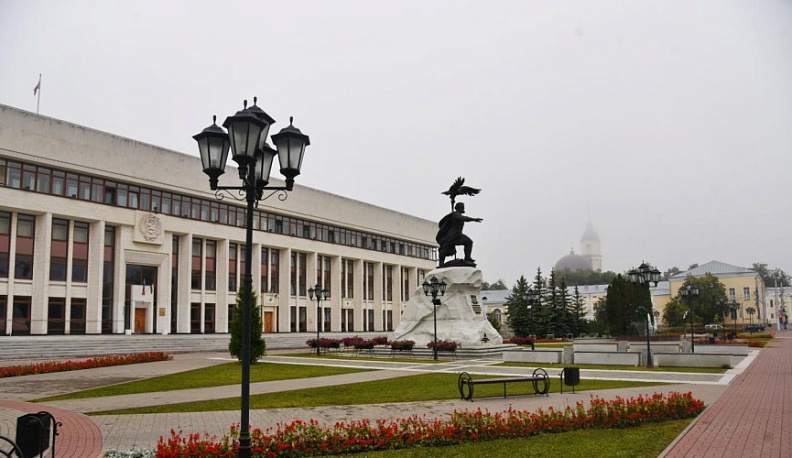 Калужские депутаты перечисляют часть зарплаты на поддержку участников СВО