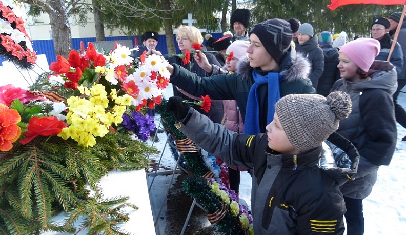 В Износковском районе прошли торжества, посвященные Дню защитника Отечества