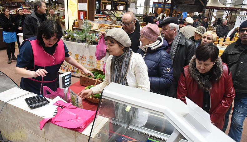 Стало известно, когда на калужский рынок привезут вкусные продукты из районов