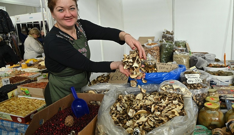 В Калуге открылась православная выставка-ярмарка «Мир и клир»