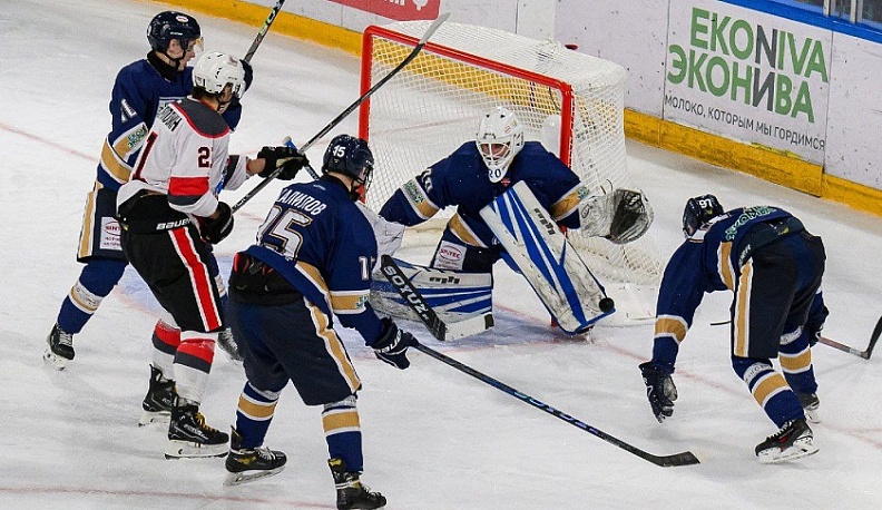 Калужские хоккеисты завершили второй матч против ХК «Арктика» победой