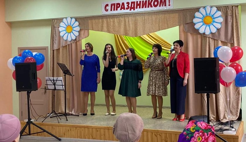 Шумно, весело, празднично!