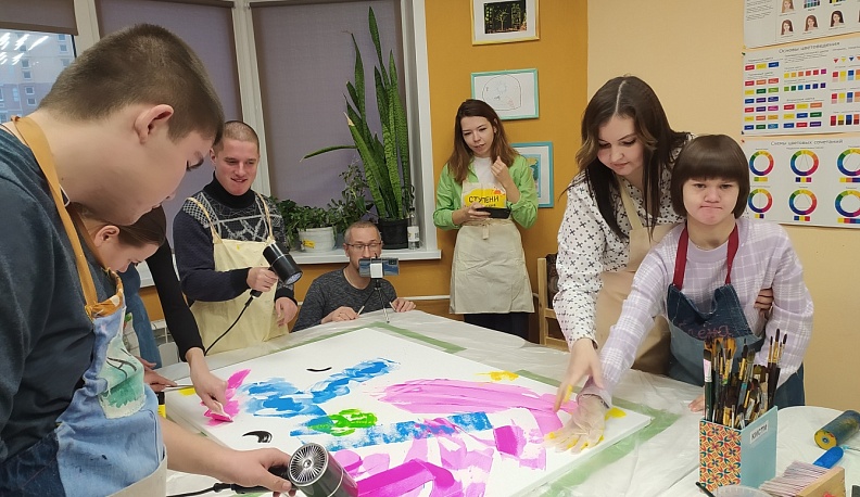 Учиться общению и не только