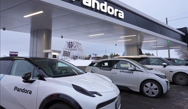 В Калуге открыли новую электрозаправочную станцию